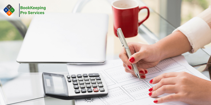What are the benefits of hiring a bookkeeper in New York?